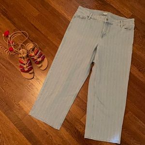 NWOT Old Navy Light Wash Pin Stripe Jeans Size 16
